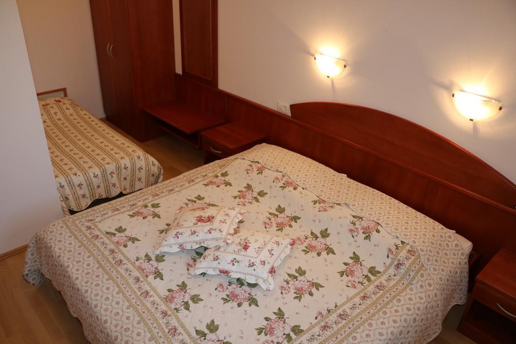 Farm Stay Pri Cepcovih Golac Exterior photo